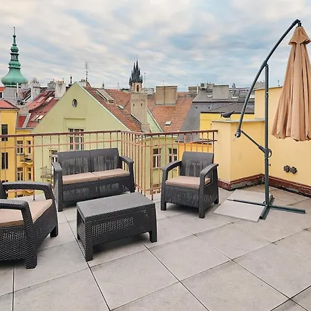 Beautiful Old Town Penthouse 公寓 *