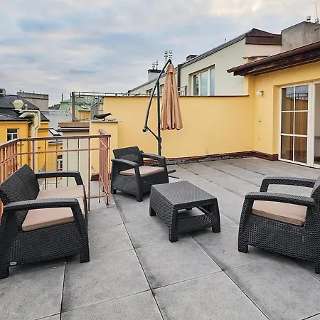 公寓 Beautiful Old Town Penthouse *