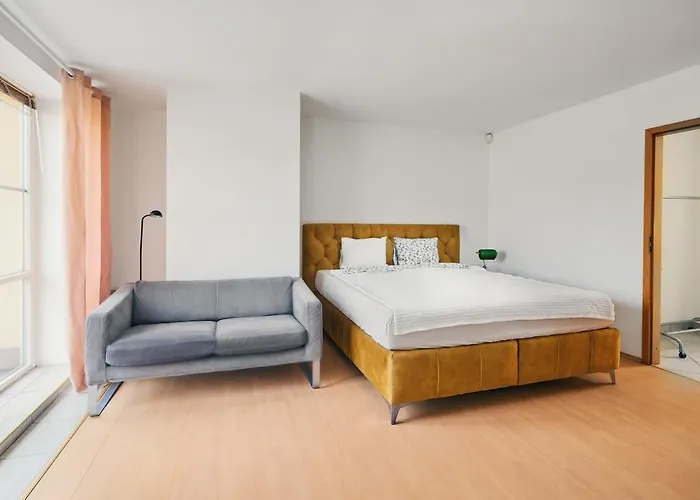 公寓 Beautiful Old Town Penthouse