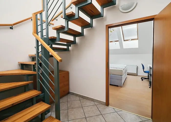 Beautiful Old Town Penthouse *
